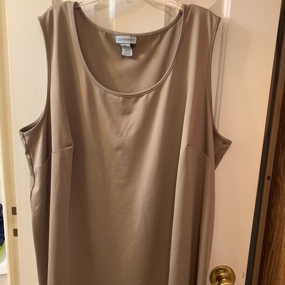 Catherine’s Tank Top - Picture 1 of 4